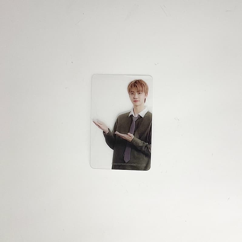엔시티드림 재민 2023 시즌그리팅 포토카드 트레이딩카드 2 NCT DREAM JAEMIN 2023 SEASON’S GREETINGS PHOTOCARD 2