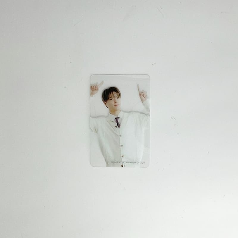 엔시티드림 제노 2023 시즌그리팅 포토카드 트레이딩카드 1 NCT DREAM JENO 2025 SEASON’S GREETINGS PHOTOCARD 1